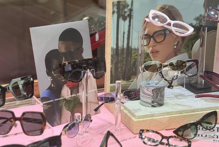 Rinnova il tuo look! Gli occhiali più trendy per la primavera 2025 